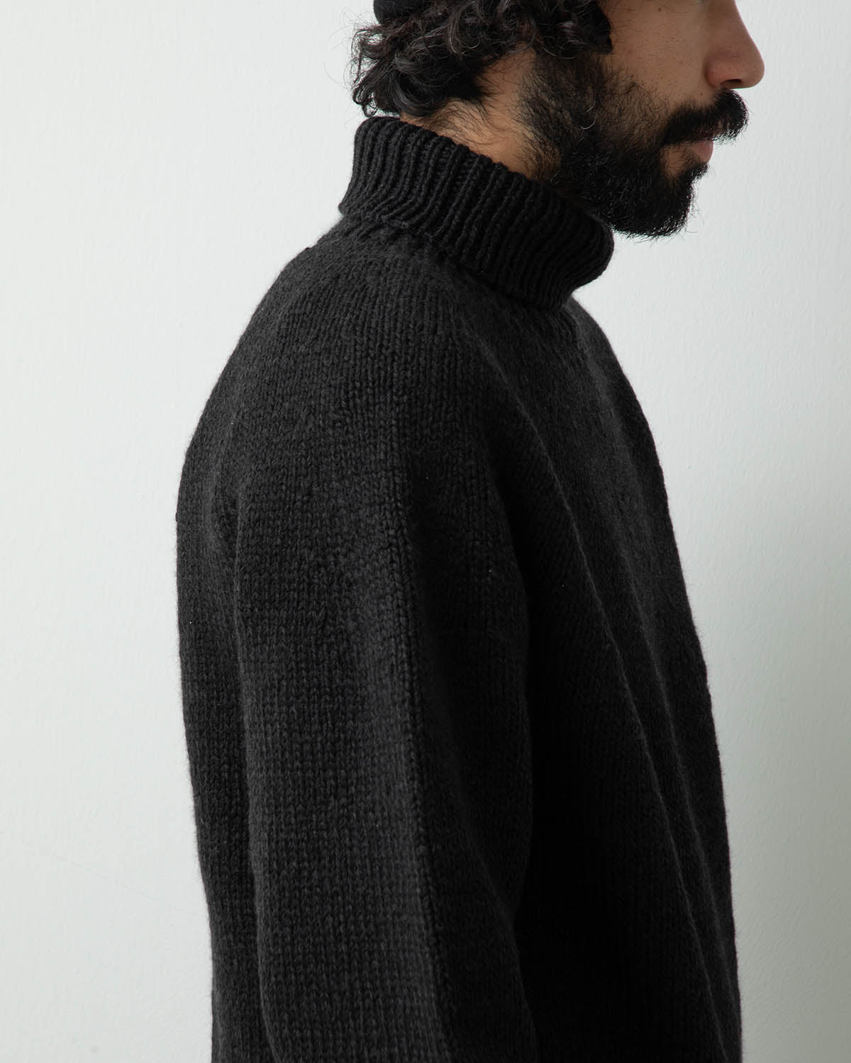 CASHMERE WASHI HAND TURTLENECK KNIT