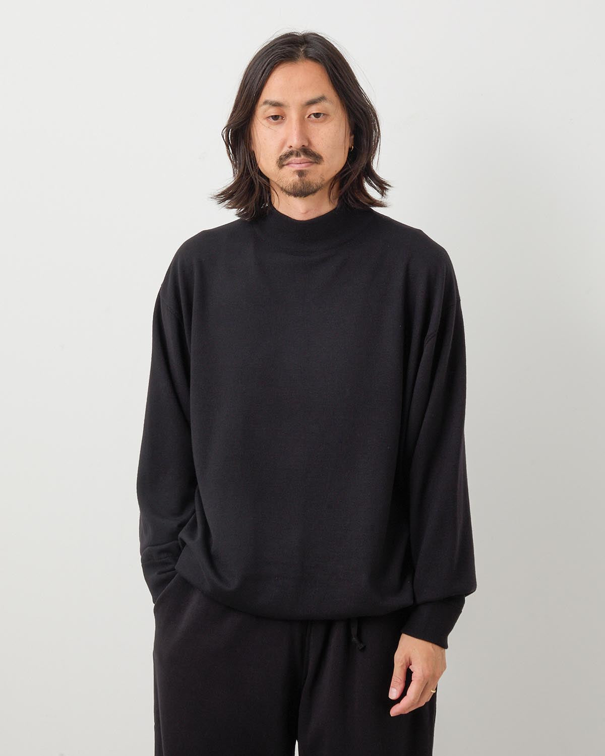 ウールモックネックニット