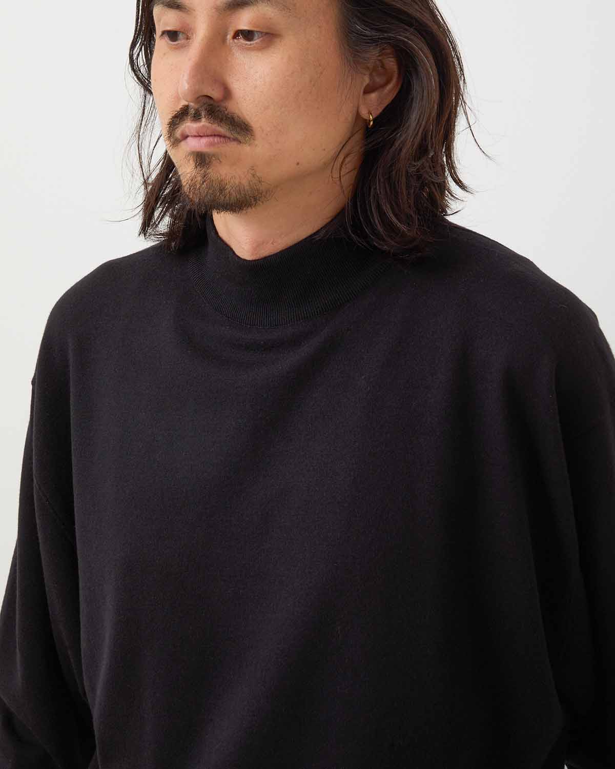 ウールモックネックニット