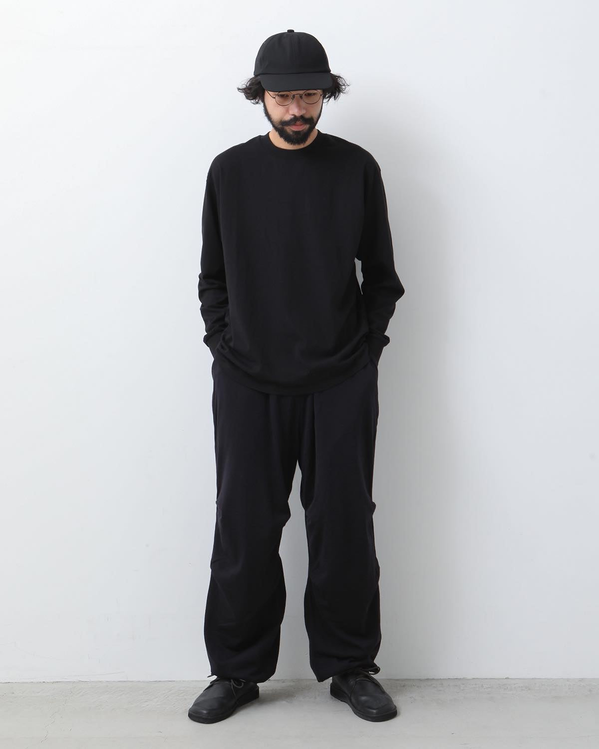 WOOL KNIT KNEE TUCK PANTS