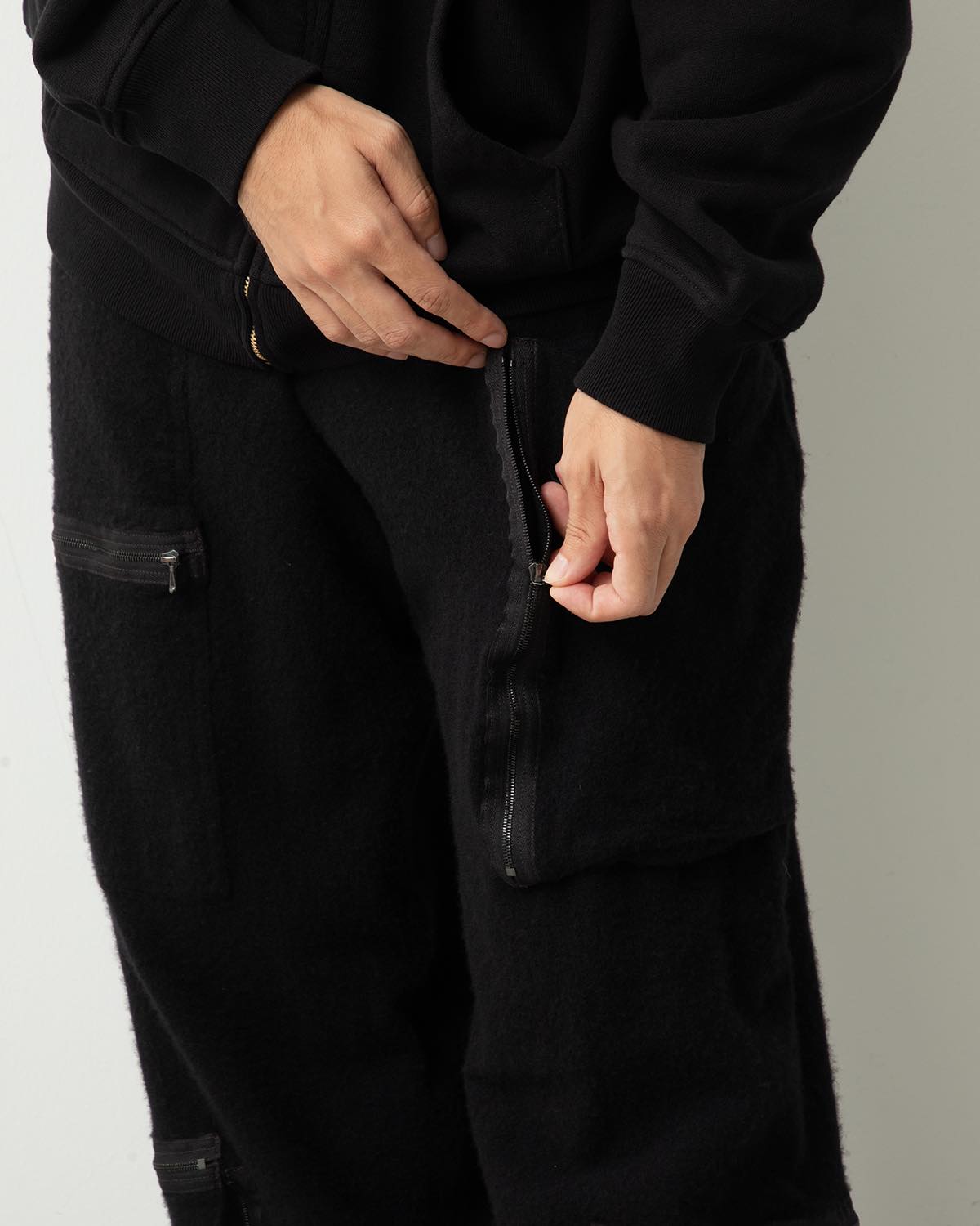 MILL WOOL PARACHUTE PANTS