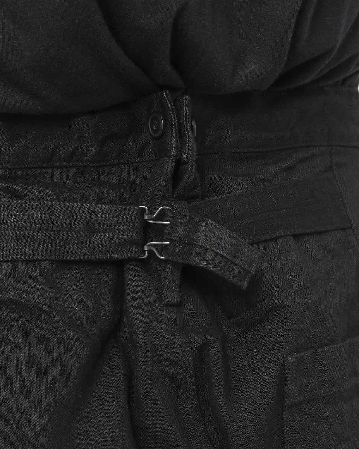 ブラックデニムオーバーパンツ