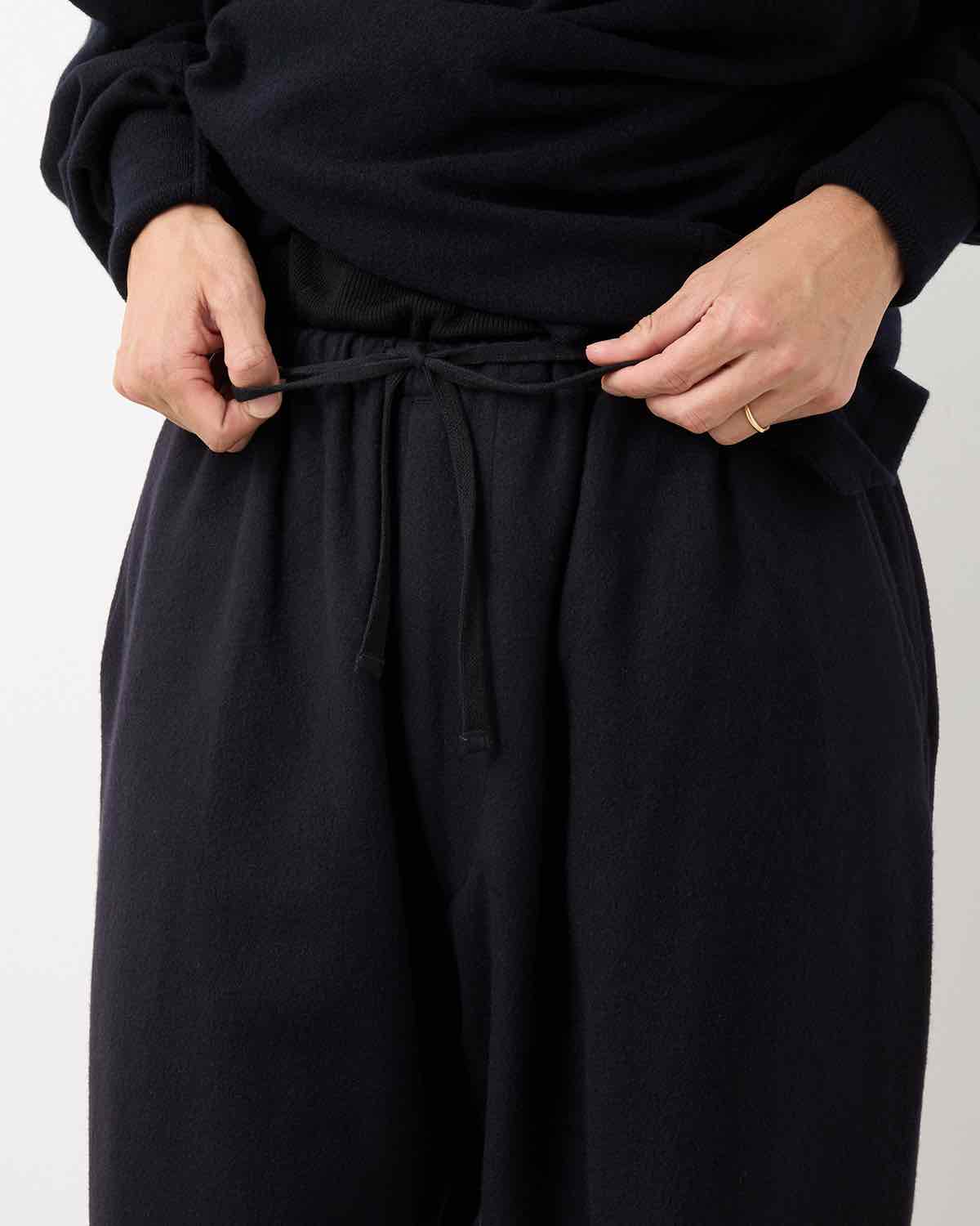 CASHMERE DRAWSTRING PANTS