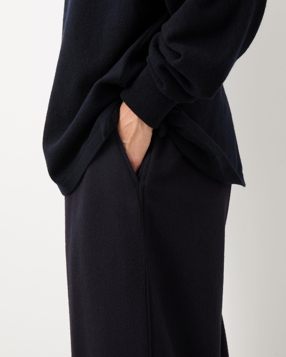 CASHMERE DRAWSTRING PANTS