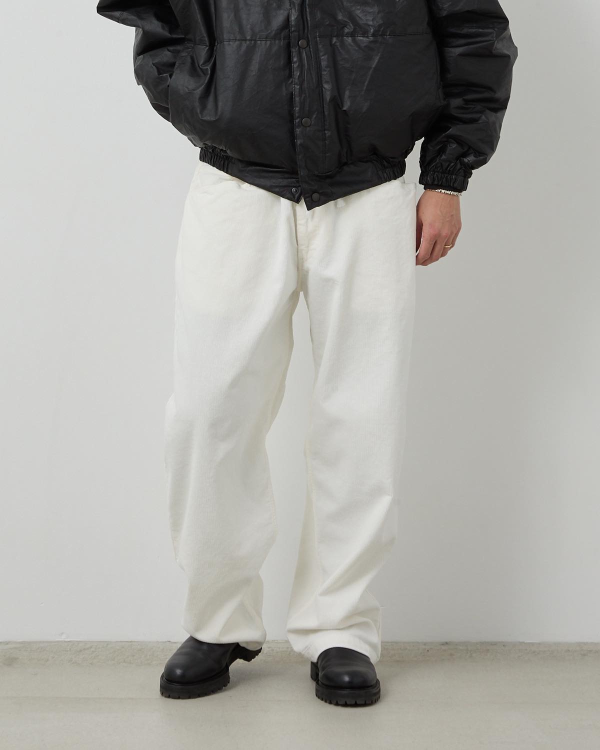 コーデュロイドローストリングパンツ