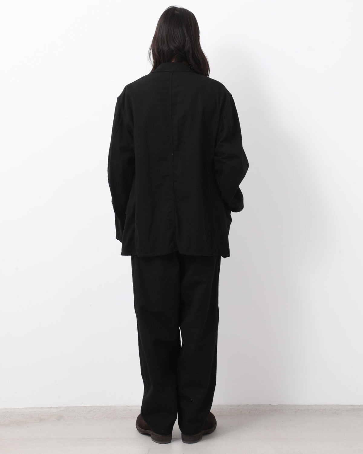 ブラックドリルテーパードパンツ