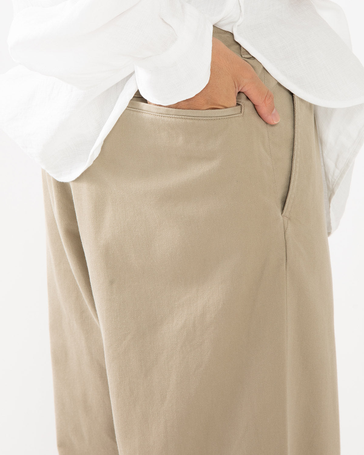 KHAKI CHINO PANTS