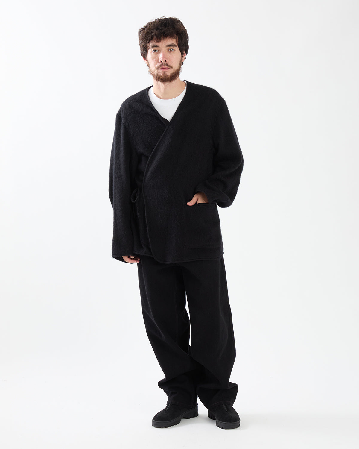 ブラックデニム ベルテッドパンツ