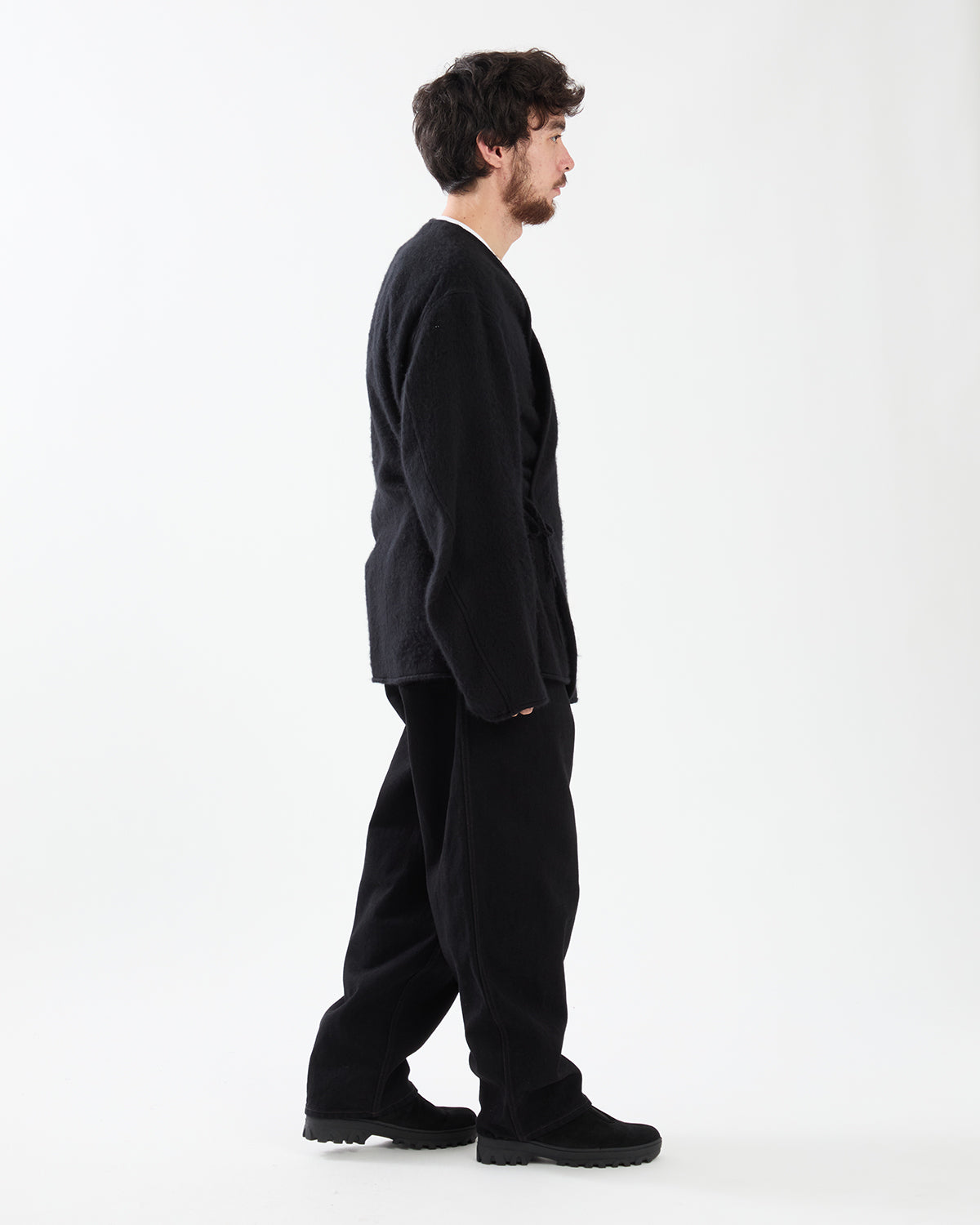 ブラックデニム ベルテッドパンツ
