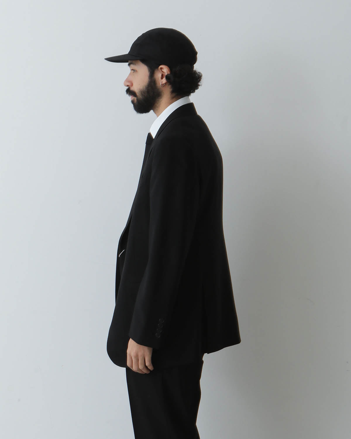 BLACK FORMAL SUIT