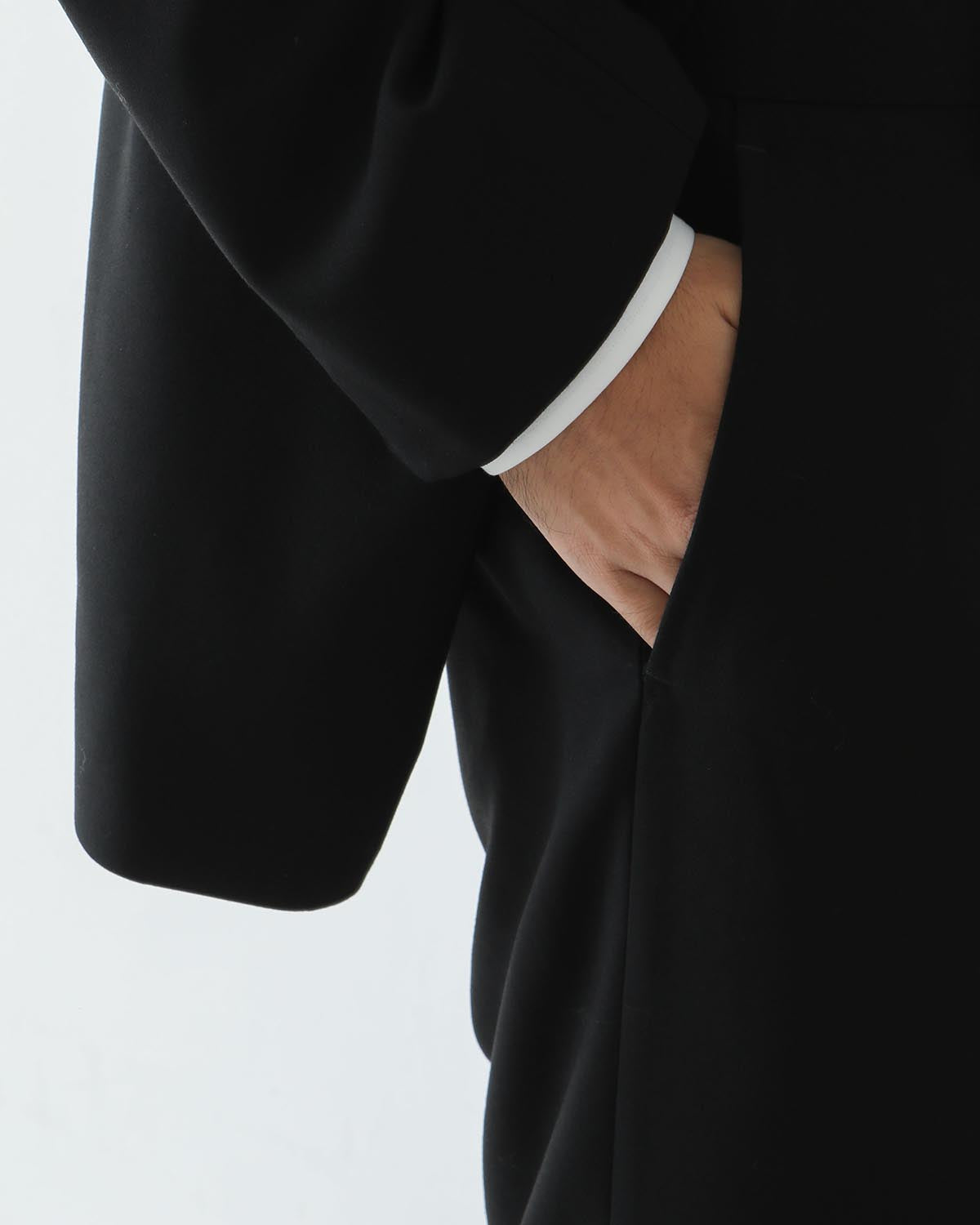 BLACK FORMAL SUIT