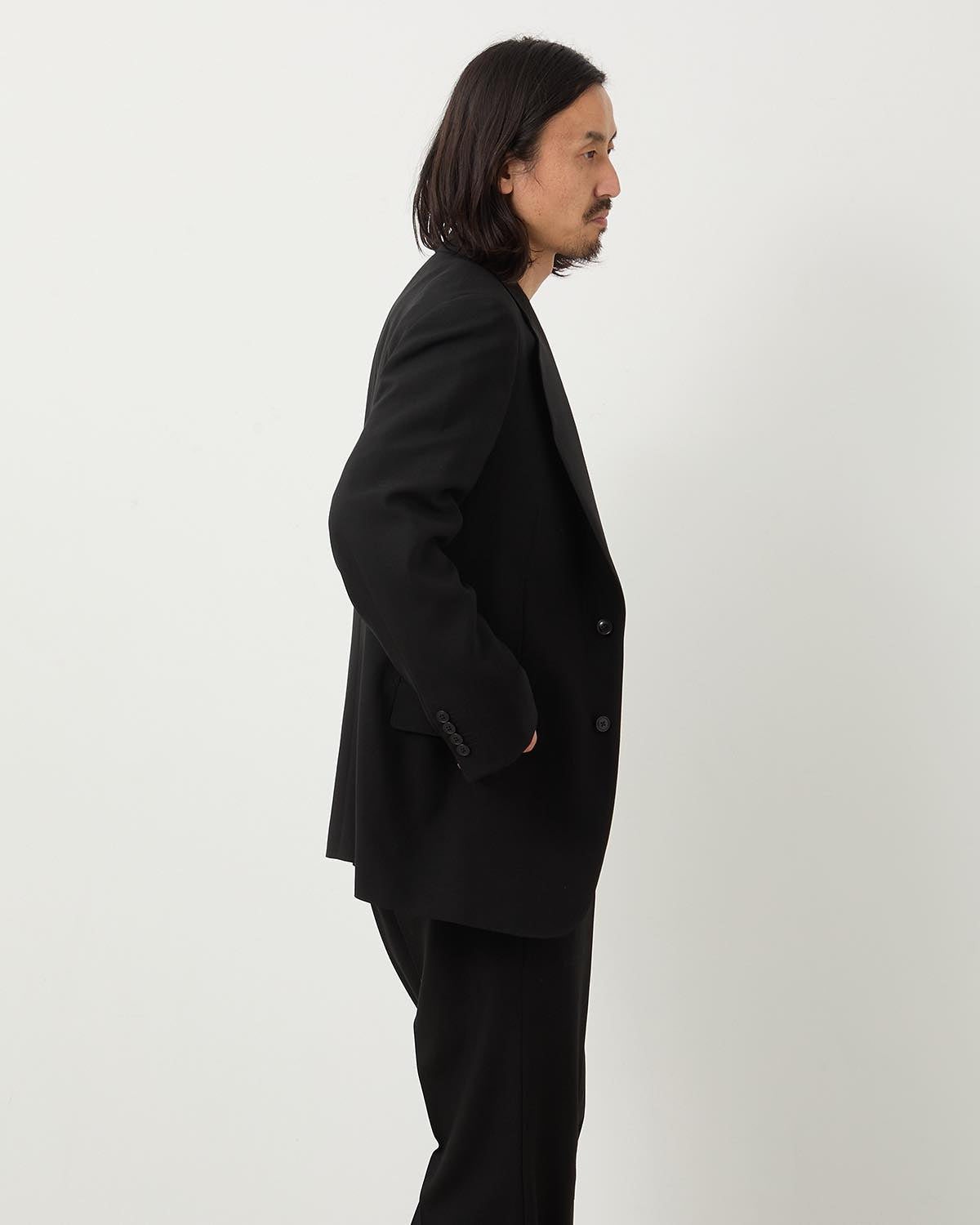 ブラックフォーマルスーツ