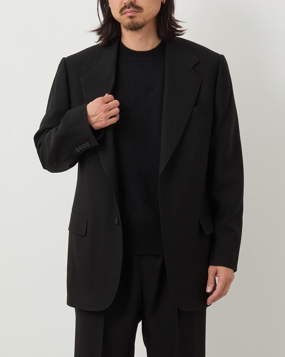 ブラックフォーマルスーツ