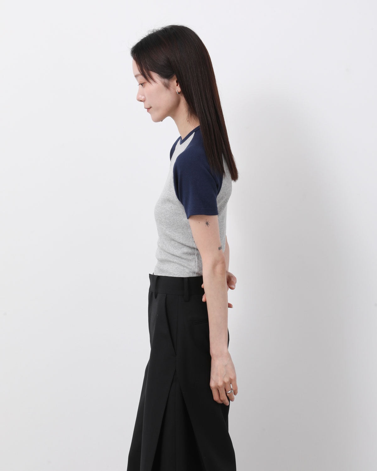 RAGLAN BABY SS TEE