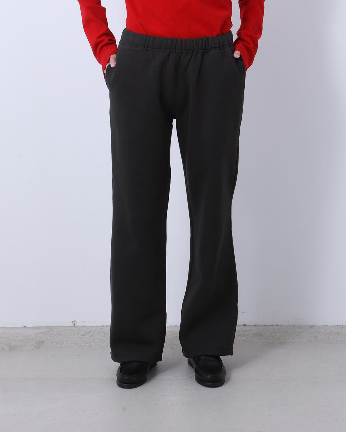 COZY FIT SWEAT PANTS