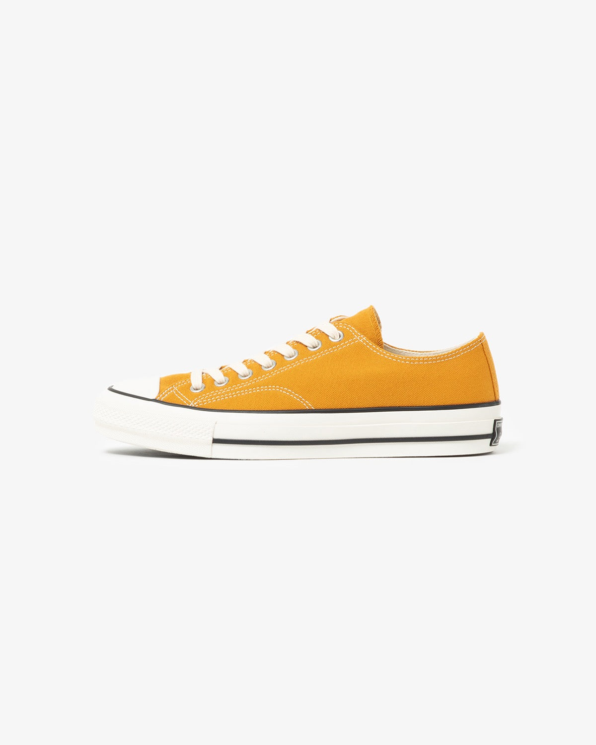 CHUCK TAYLOR CANVAS OX (WOMEN'S)