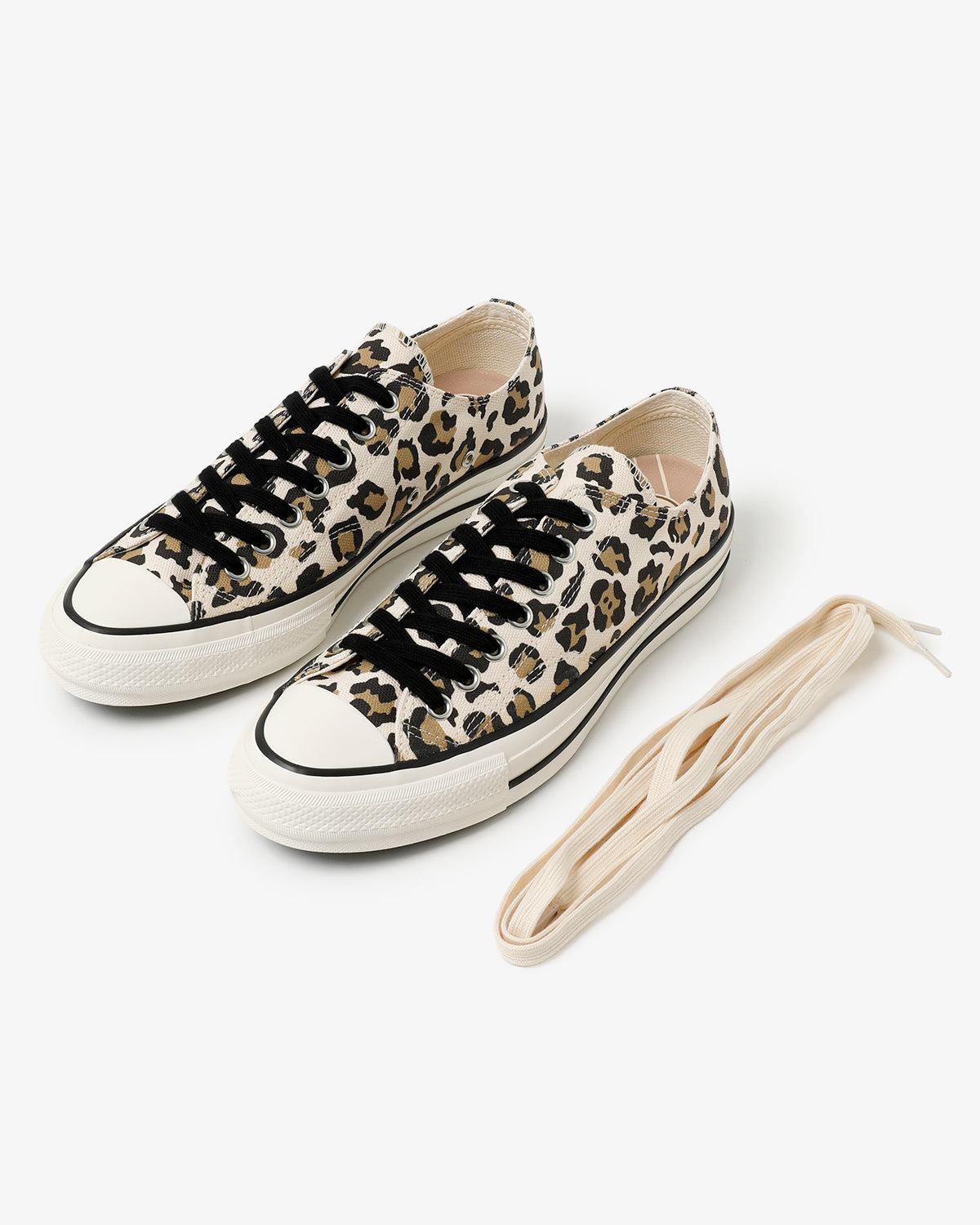 CHUCK TAYLOR MATERIAL OX (WOMEN'S)