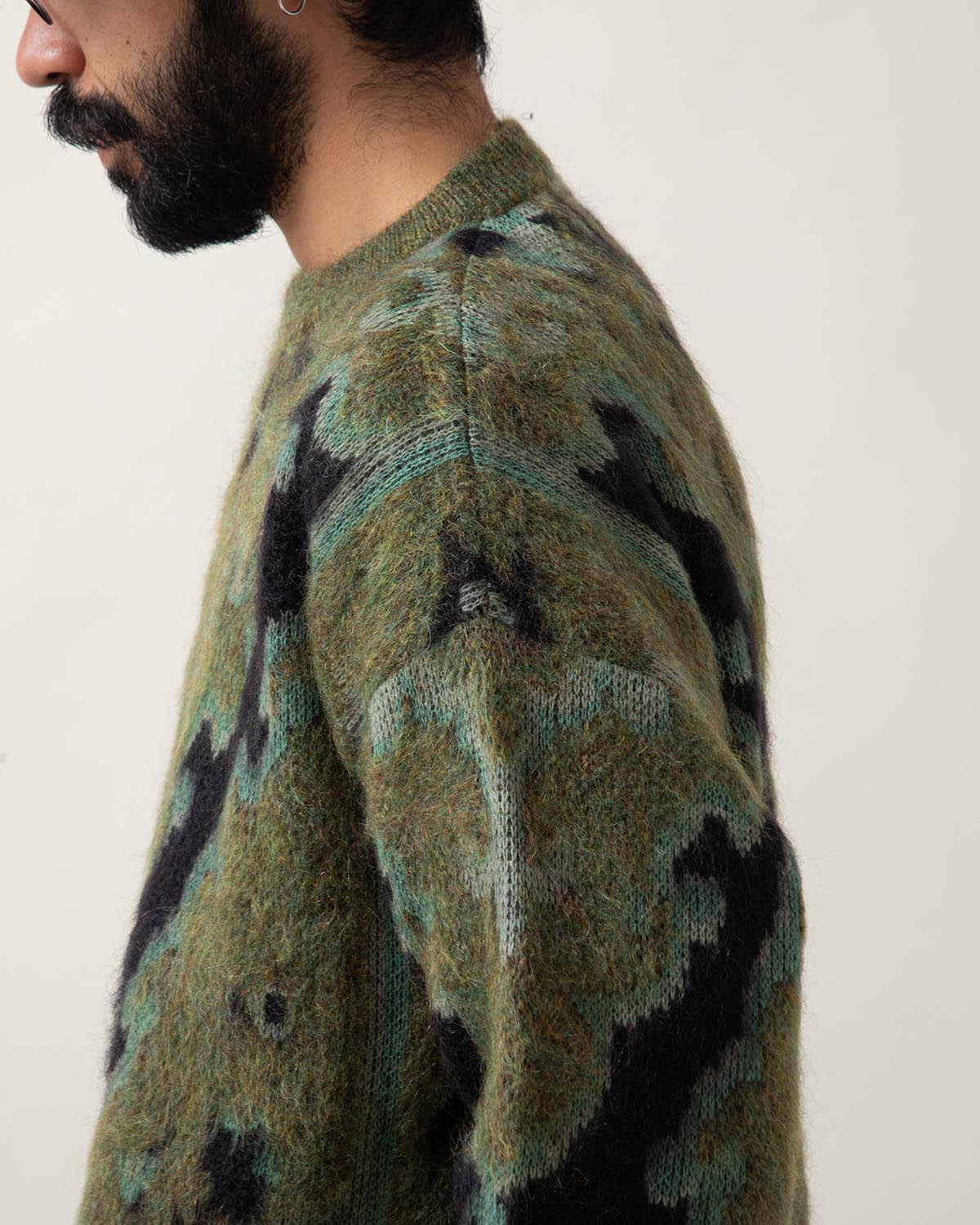 CASHMERE & MOHAIR OVERSIZED CARPET SWEATER