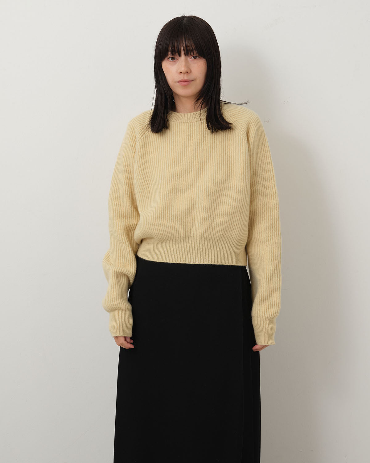 RIBBED CASHMERE CROPPED SWEATER