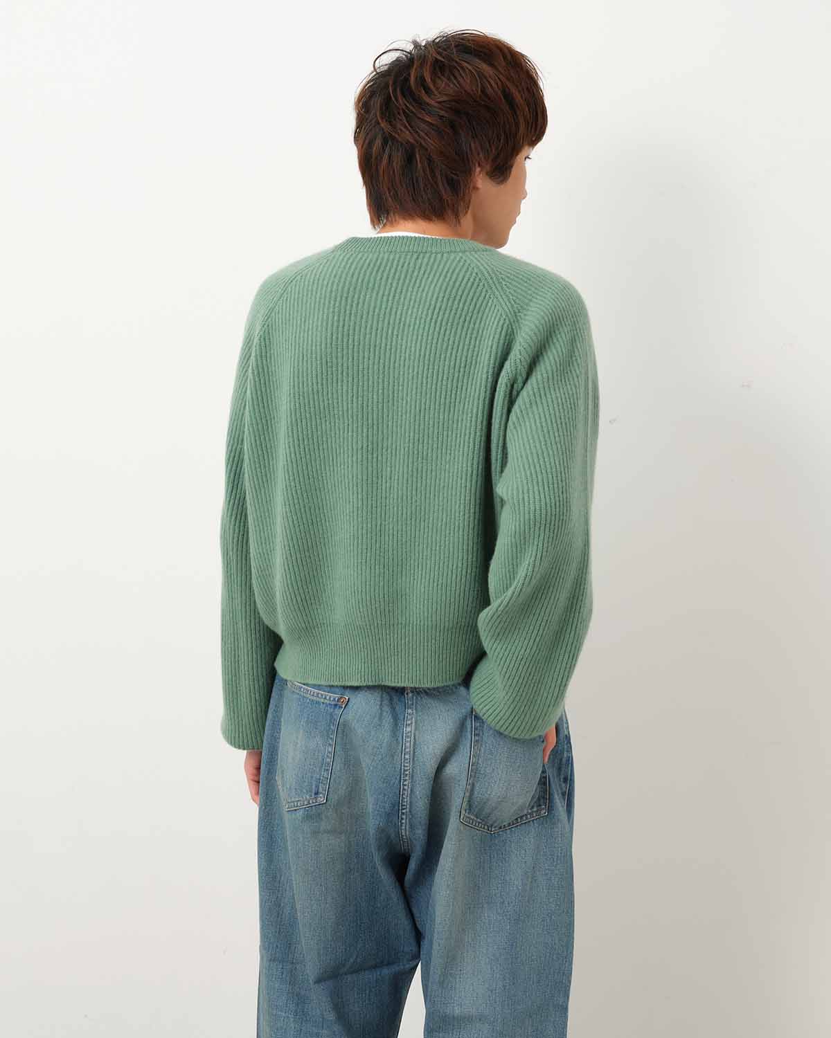 RIBBED CASHMERE CROPPED SWEATER