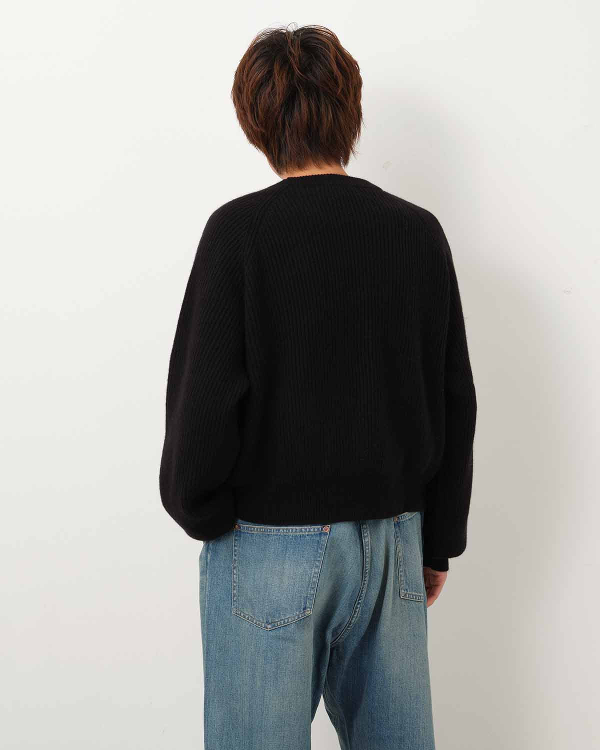 RIBBED CASHMERE CROPPED SWEATER