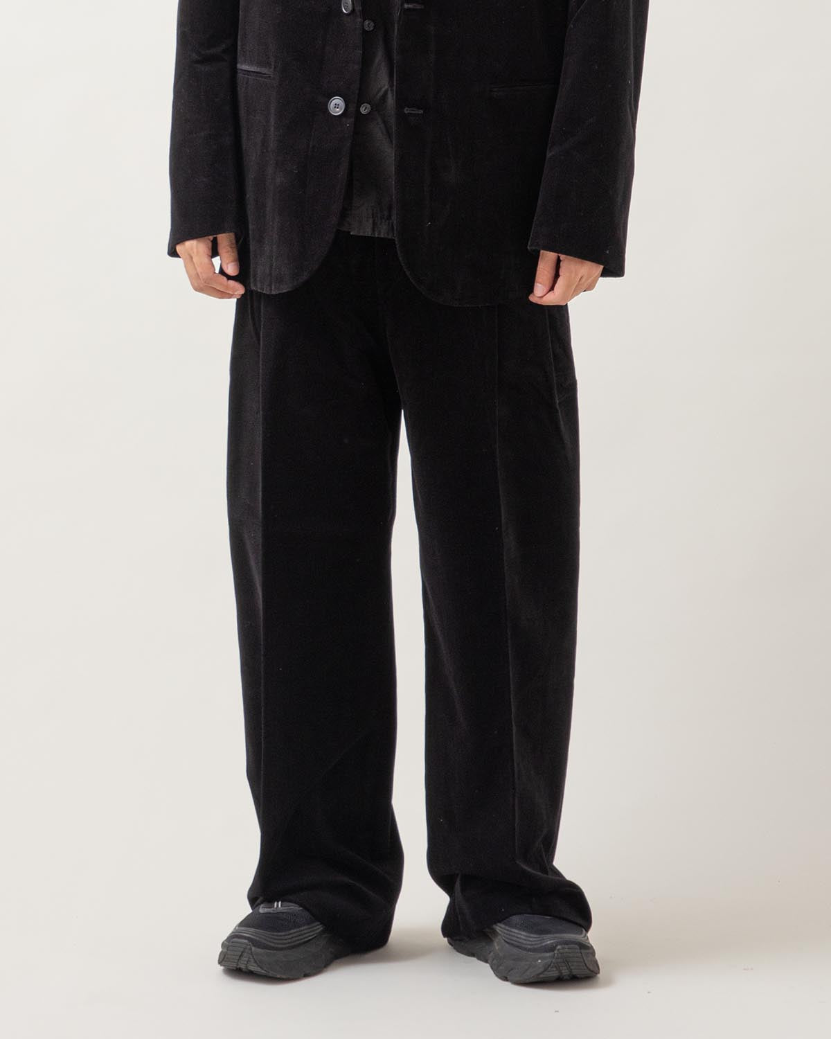 DOUBLE PLEATED CORDUROY PANTS