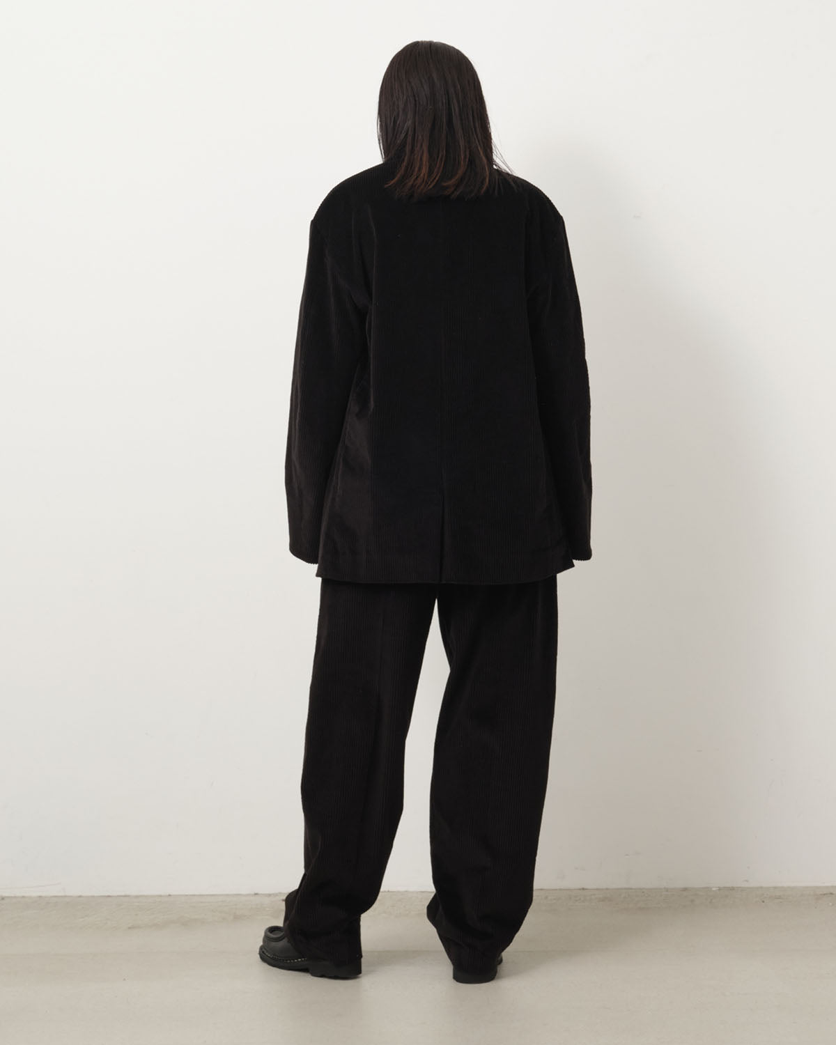 DOUBLE PLEATED WIDE PANTS