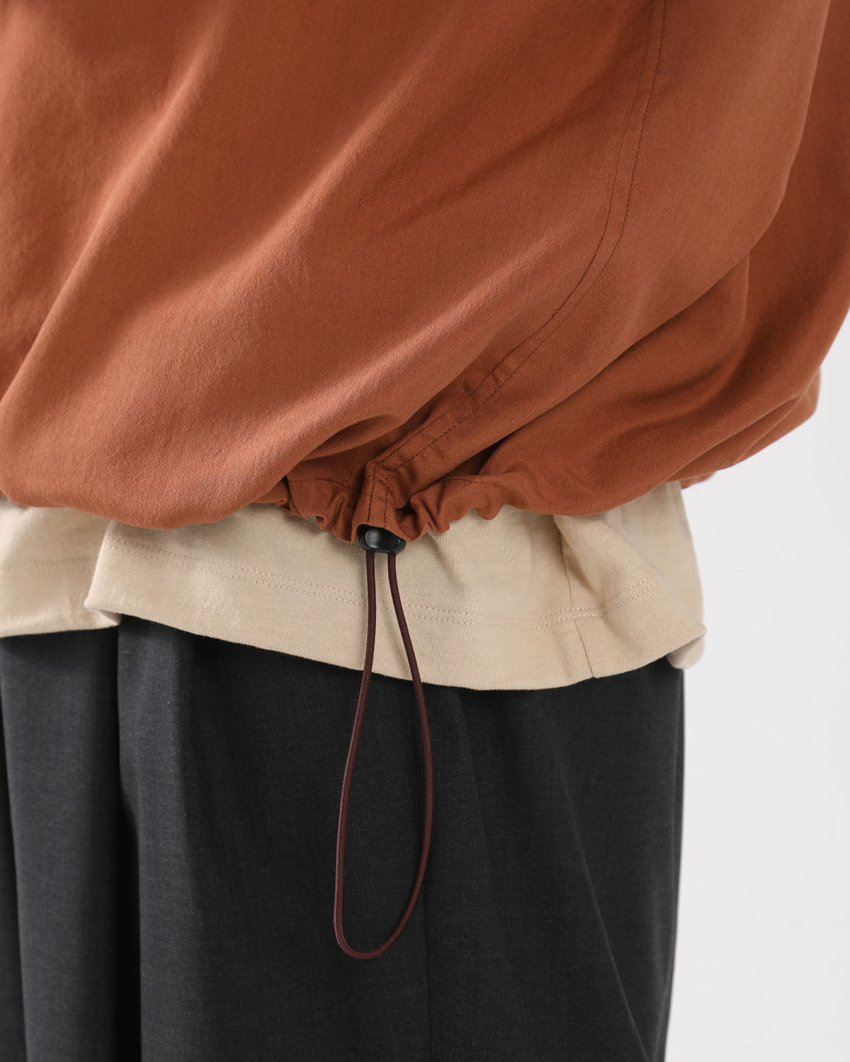 SILK NIDOM HALF ZIP S/S SHIRT