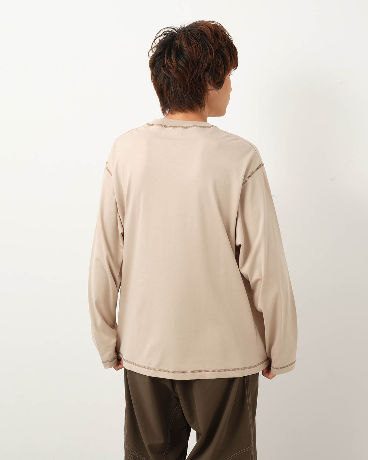 STANDARD L/S T-SHIRT