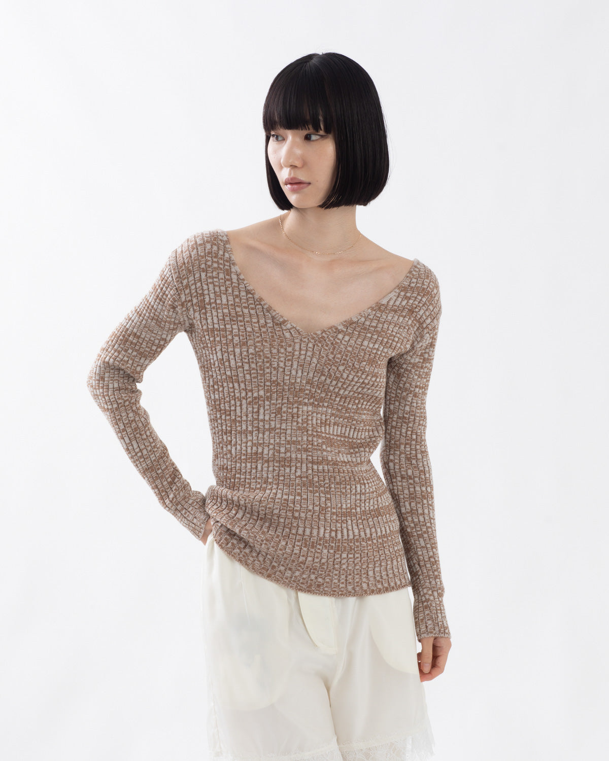 V-NECK MELANGE KNIT
