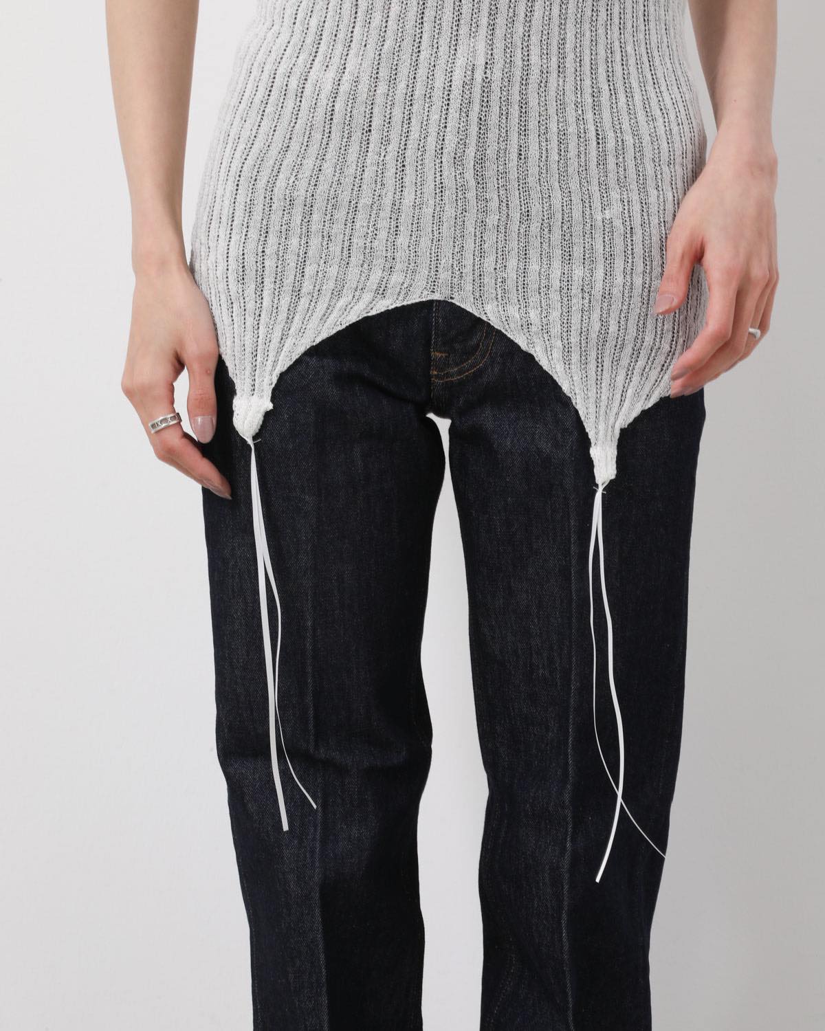 WHOLEGARMENT LACE CAMISOLE