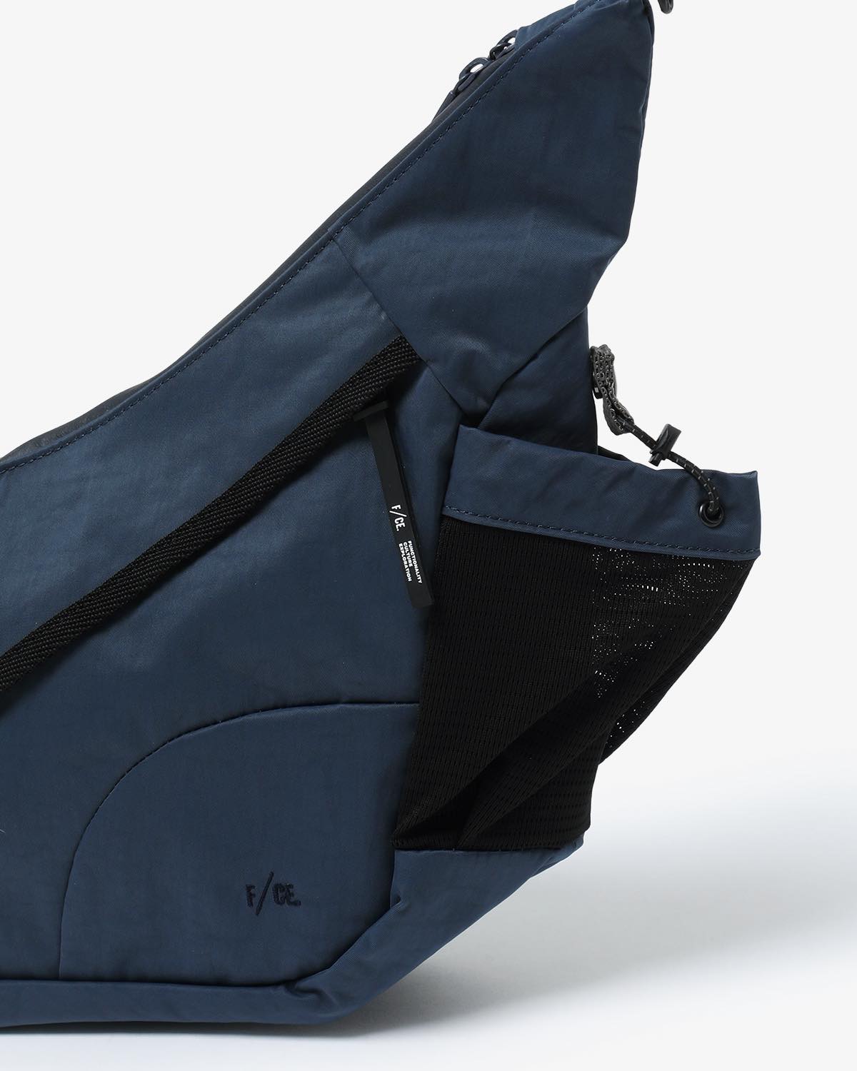 TEXTURED TWILL HORN MINI SHOULDER BAG