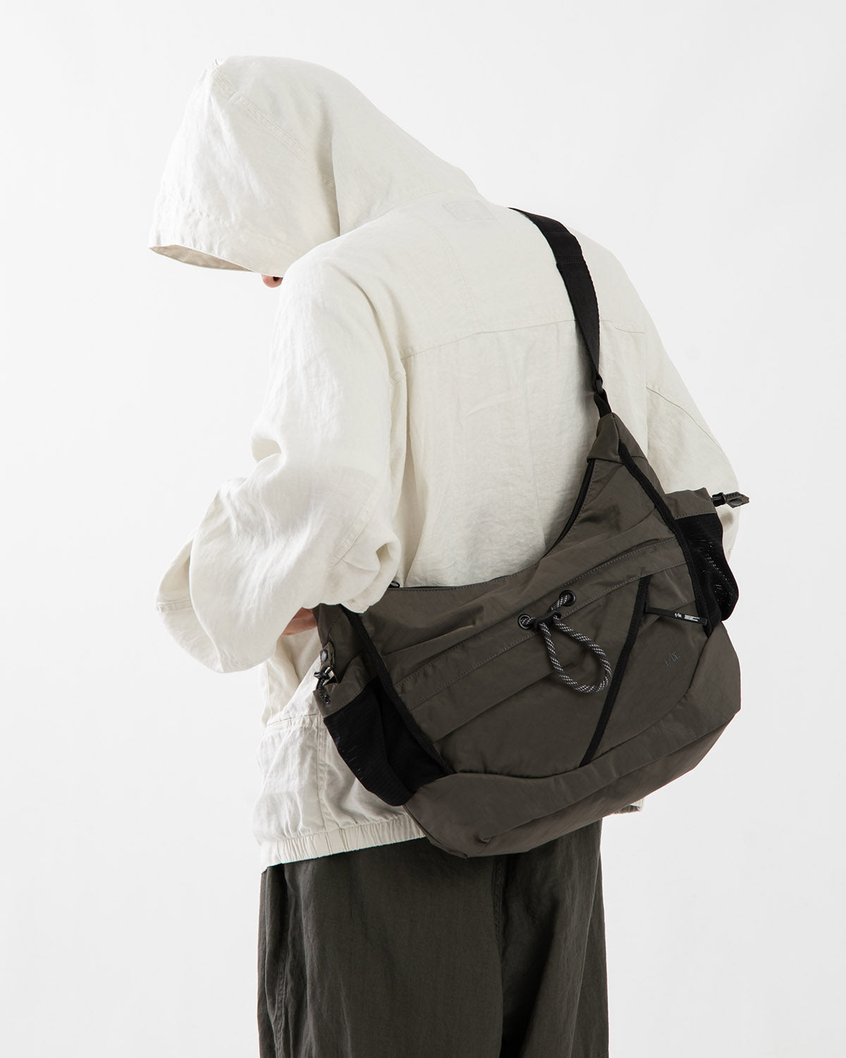 TEXTURED TWILL 2WAY SHOULDER TOTE