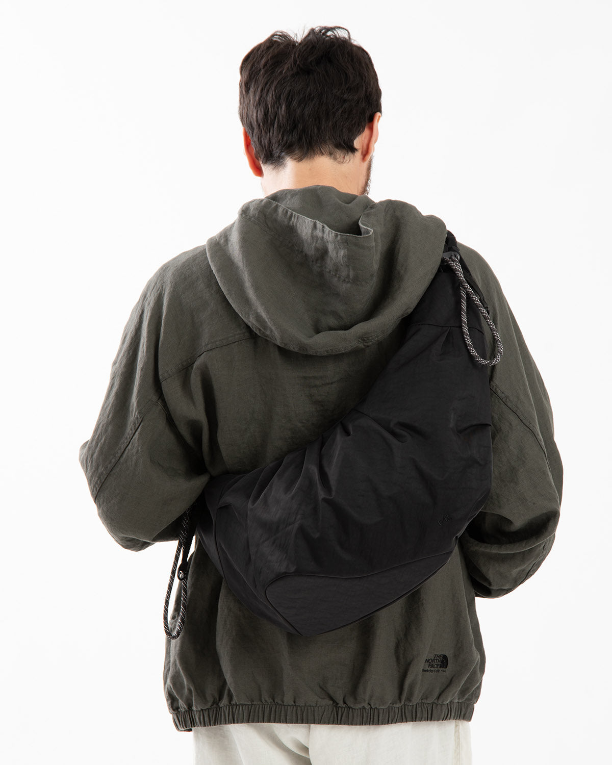 TEXTURED TWILL BODY BAG