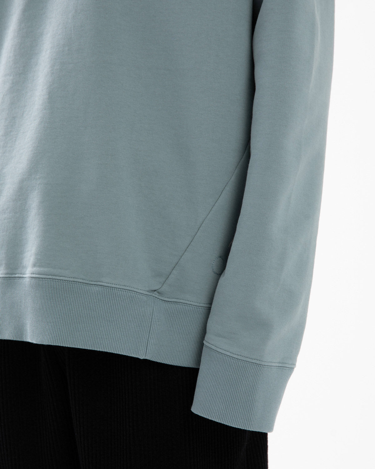 ANNIVERSARY SWEAT