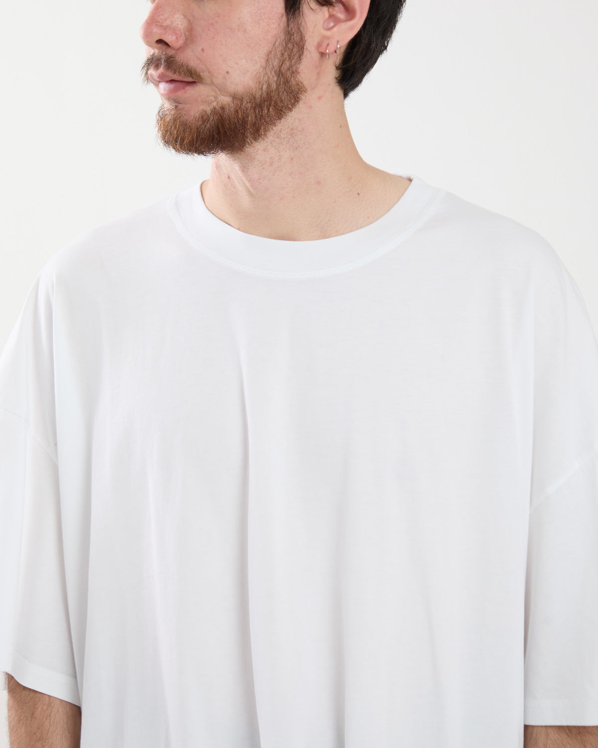 OVERSIZED T-SHIRT