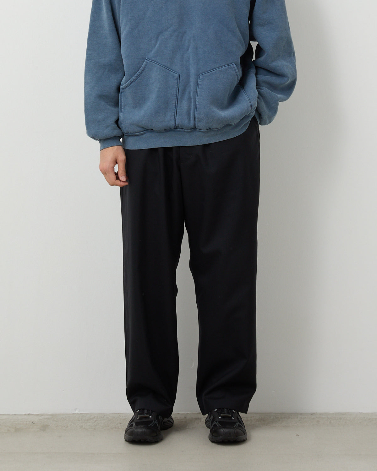 EASY WIDE TAPERED SLACKS