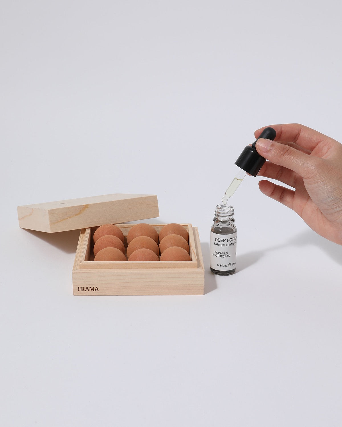 DEEP FOREST SCENT + SOIL DIFFUSER