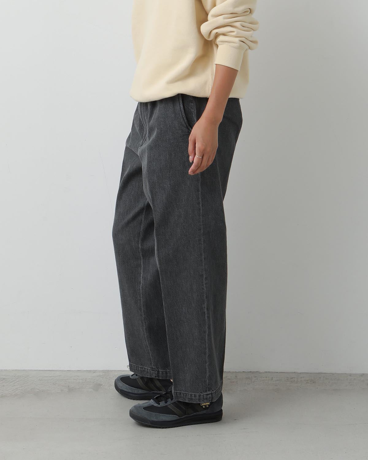 EASY WIDE TAPERED PANTS (WOMEN'S)