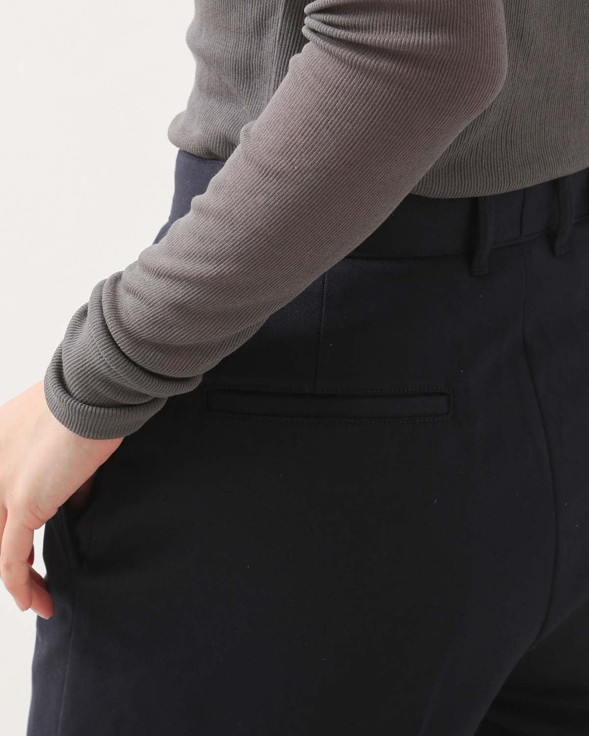 NO TUCK WIDE SHORTS (WOMEN'S)