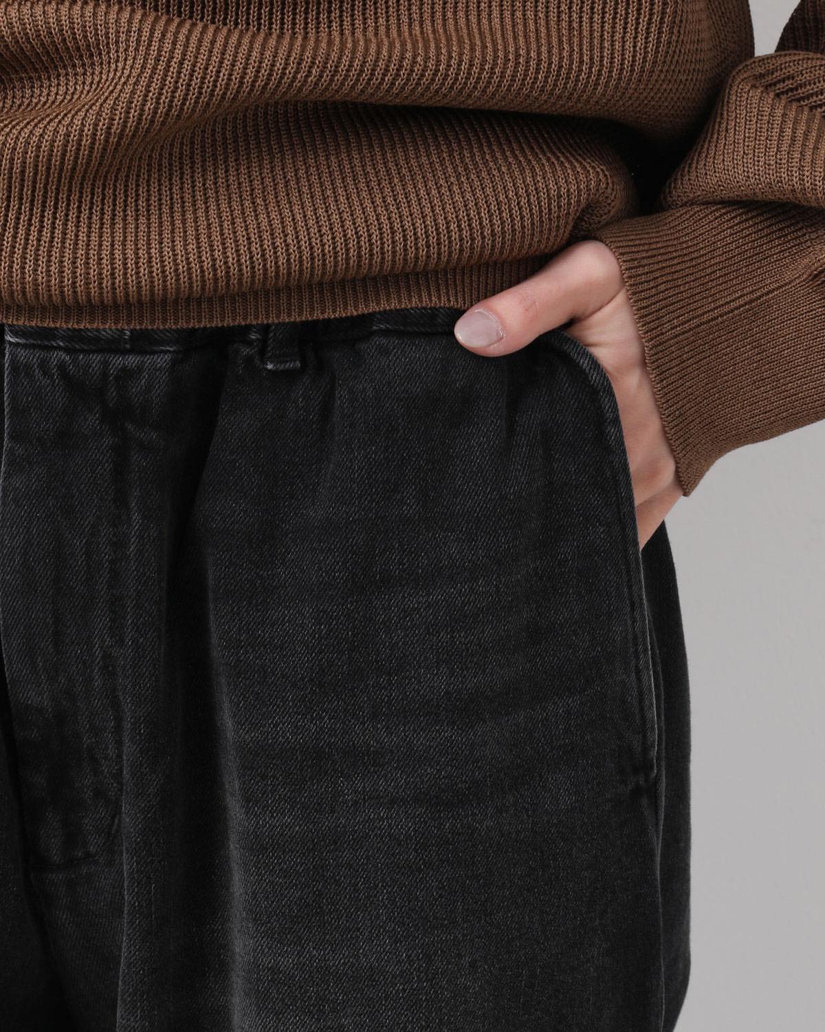 EASY WIDE TAPERED SLACKS (WOMEN'S)