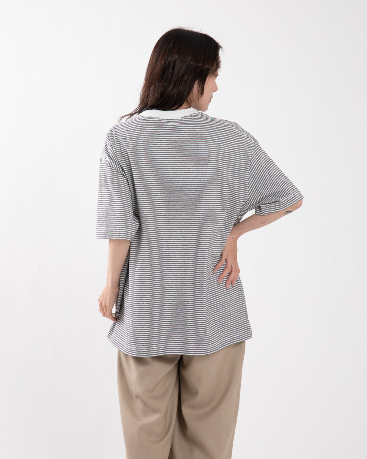 MULTI STRIPED CREWNECK S/S TEE