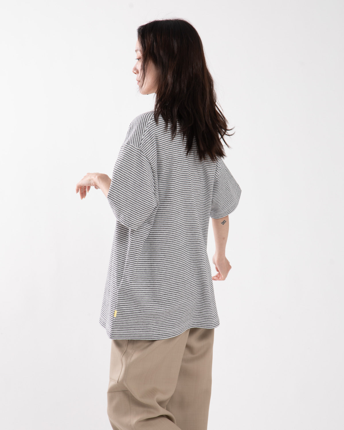 MULTI STRIPED CREWNECK S/S TEE