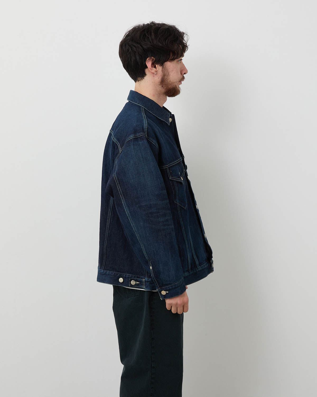 SELVAGE DENIM TRUCKER JACKET