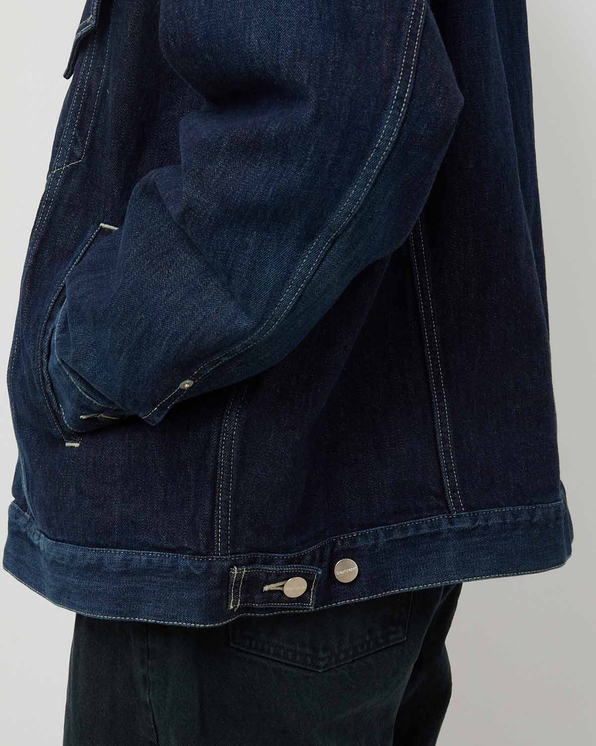 SELVAGE DENIM TRUCKER JACKET