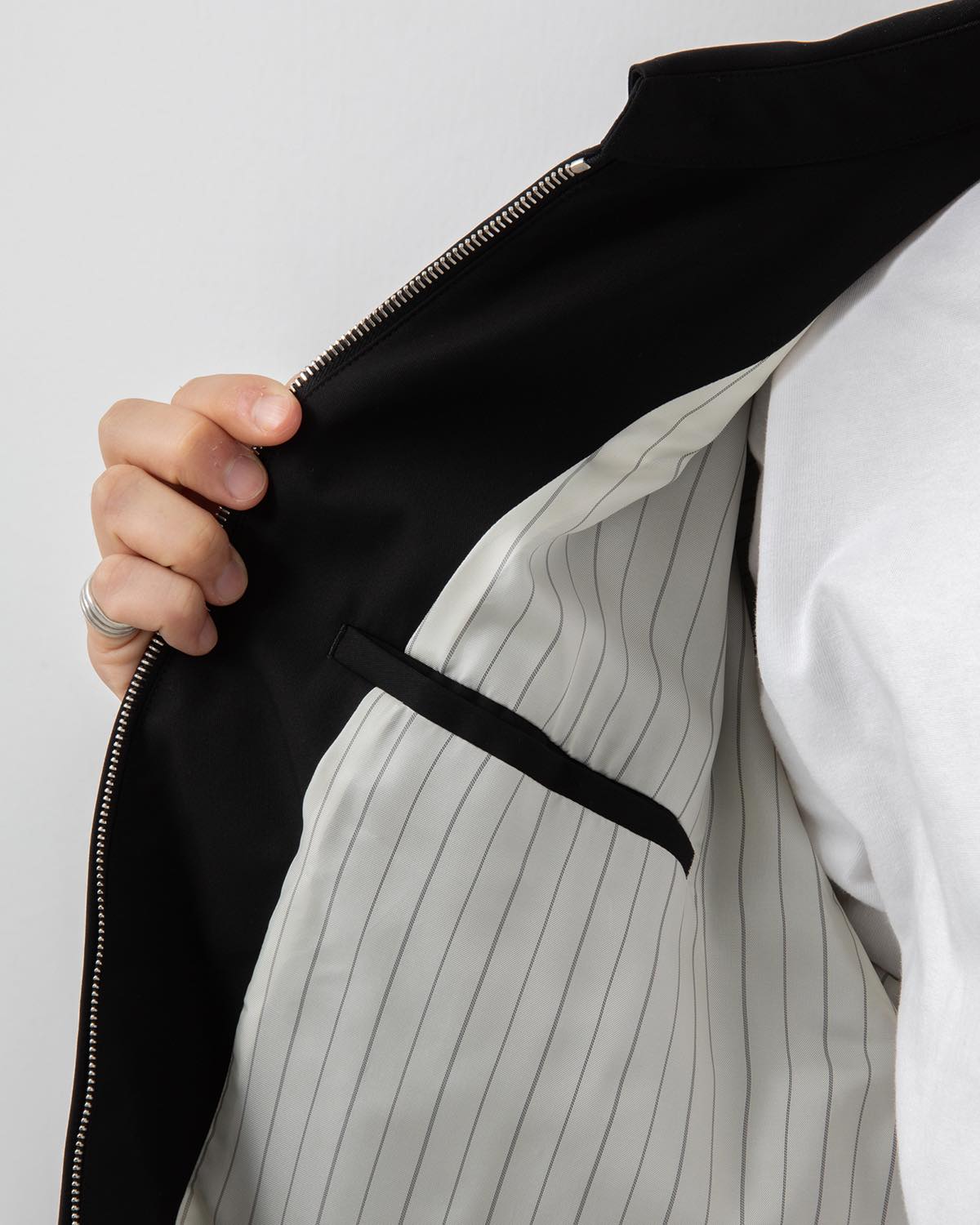 BRUSHED COTTON GABARDINE SWING TOP JACKET