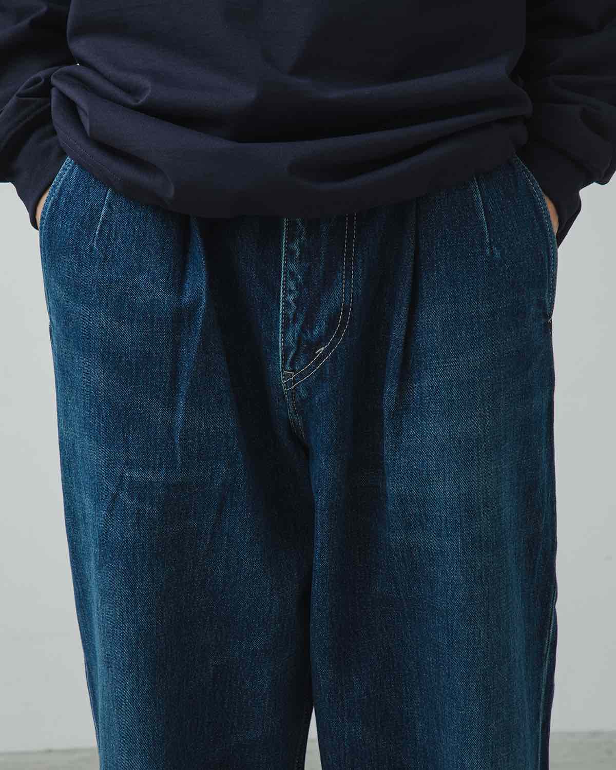 SELVAGE DENIM TWO TUCK TAPERED PANTS