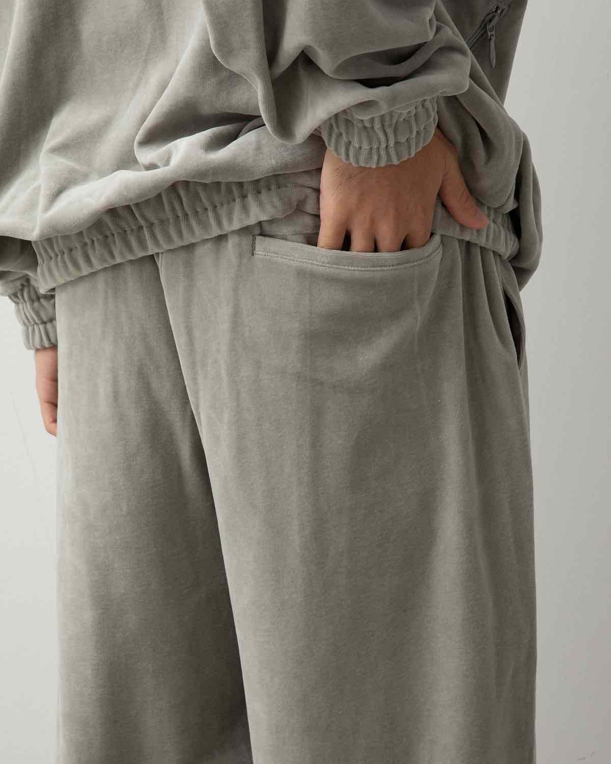 COMPACT VELOUR EASY PANTS