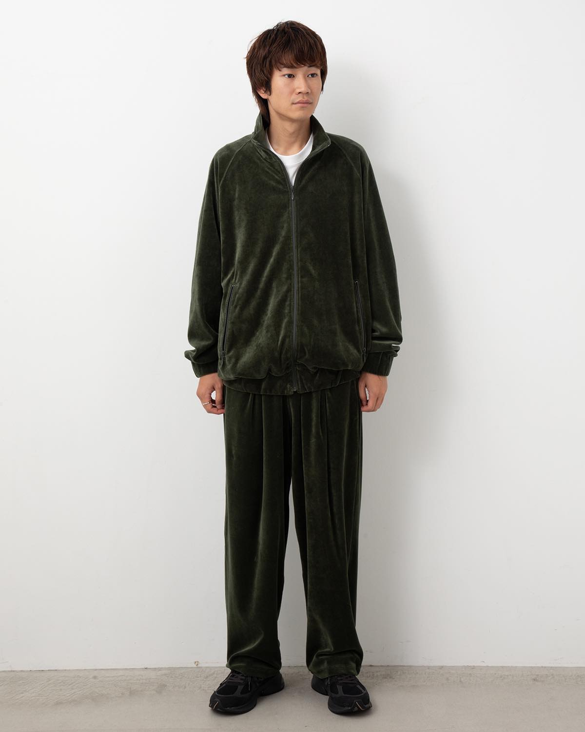 COMPACT VELOUR EASY PANTS