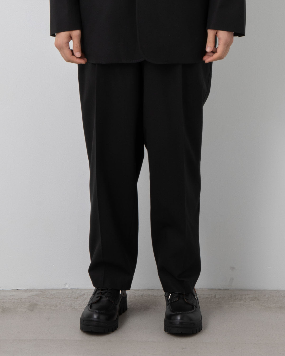 WOOLY COTTON TWILL WIDE TAPERED SLACKS